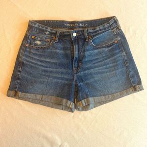 American Eagle Tomgirl shorts